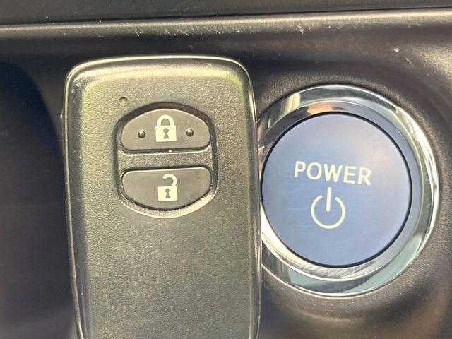 TOYOTA AQUA 2013 Image 31