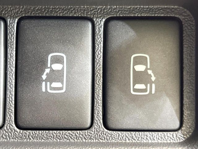 TOYOTA HIACE VAN 2WD 2023 Image 31