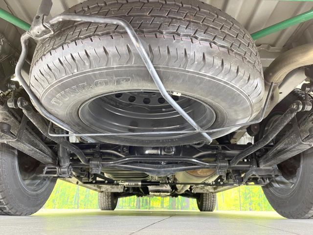 TOYOTA HIACE VAN 2WD 2023 Image 31