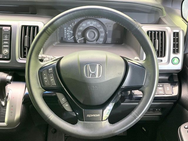 HONDA STEPWAGON SPADA 2011 Image 31