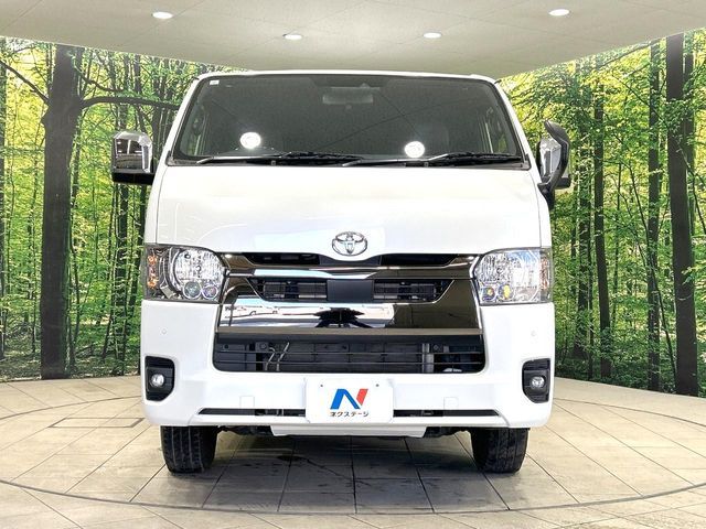 TOYOTA HIACE VAN 4WD 2022 Image 31