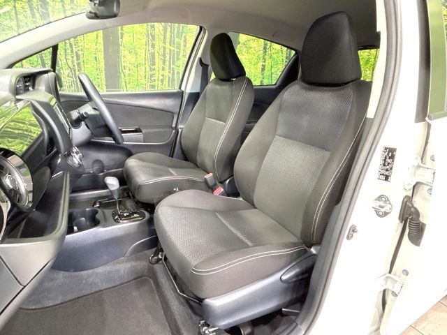 TOYOTA VITZ 2019 Image 31