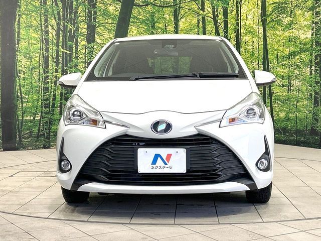 TOYOTA VITZ 2019 Image 31