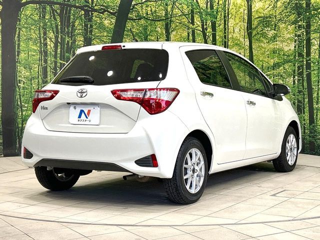 TOYOTA VITZ 2019 Image 31