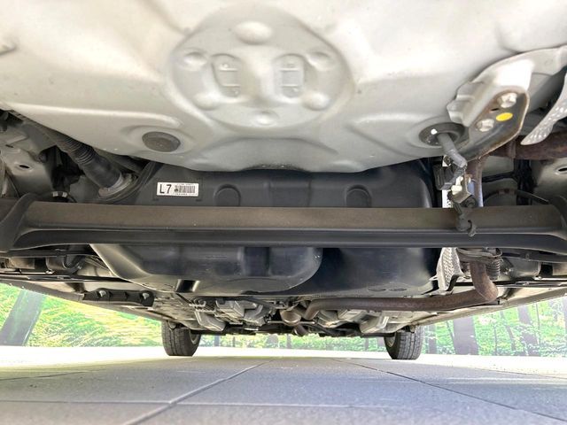 TOYOTA VITZ 2019 Image 31