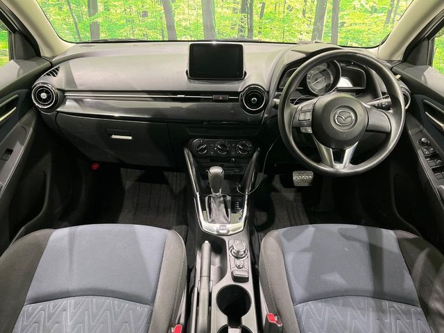 MAZDA DEMIO 2015 Image 31