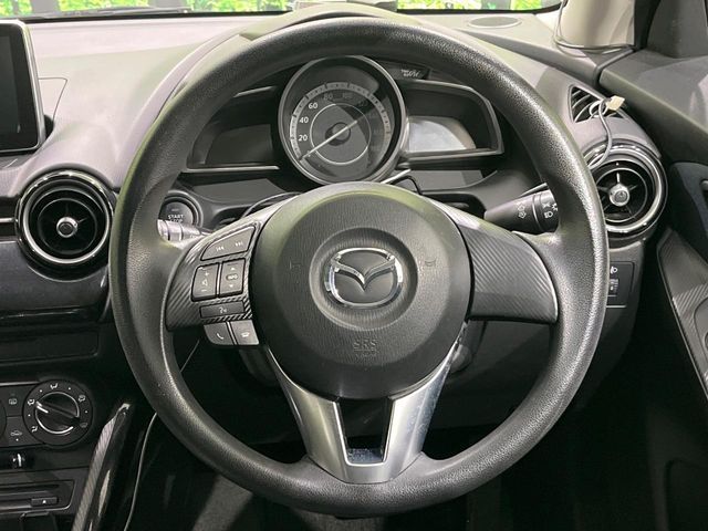 MAZDA DEMIO 2015 Image 31