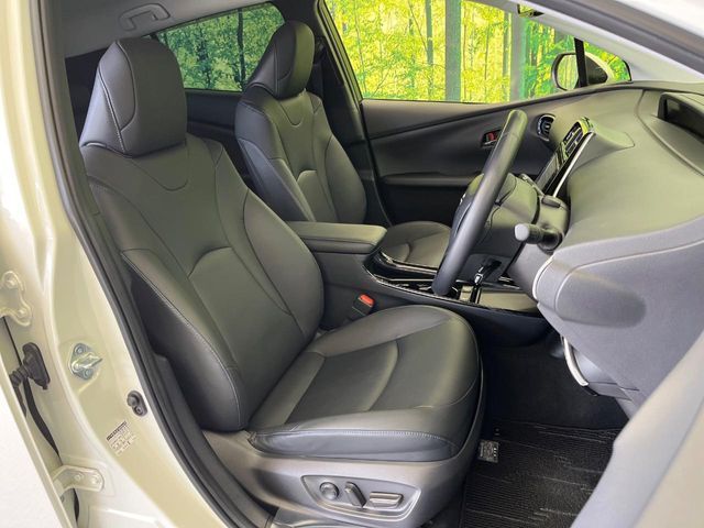 TOYOTA PRIUS 2019 Image 31