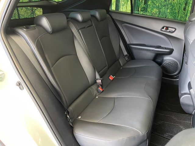 TOYOTA PRIUS 2019 Image 31