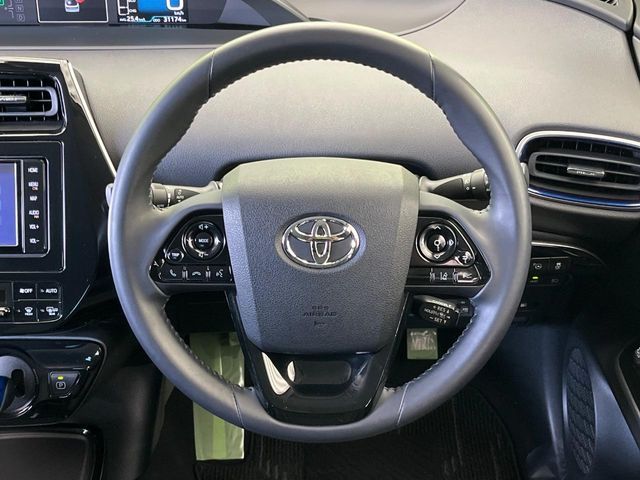 TOYOTA PRIUS 2019 Image 31