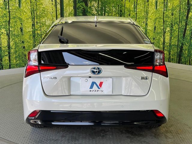 TOYOTA PRIUS 2019 Image 31