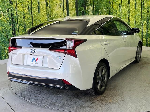 TOYOTA PRIUS 2019 Image 31