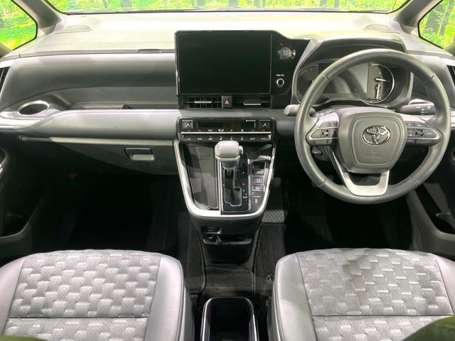 TOYOTA VOXY 2024 Image 31