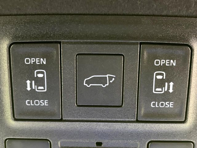 TOYOTA VOXY 2024 Image 31