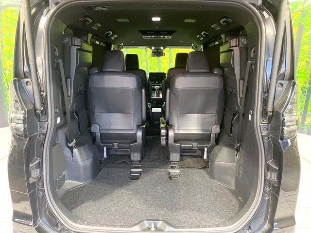 TOYOTA VOXY 2024 Image 31