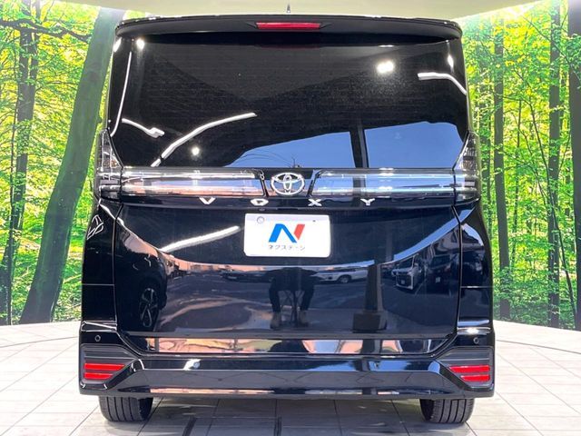 TOYOTA VOXY 2024 Image 31