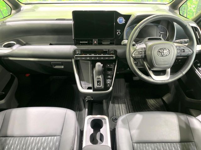 TOYOTA NOAH HYBRID 2023 Image 31