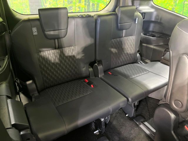 TOYOTA NOAH HYBRID 2023 Image 31