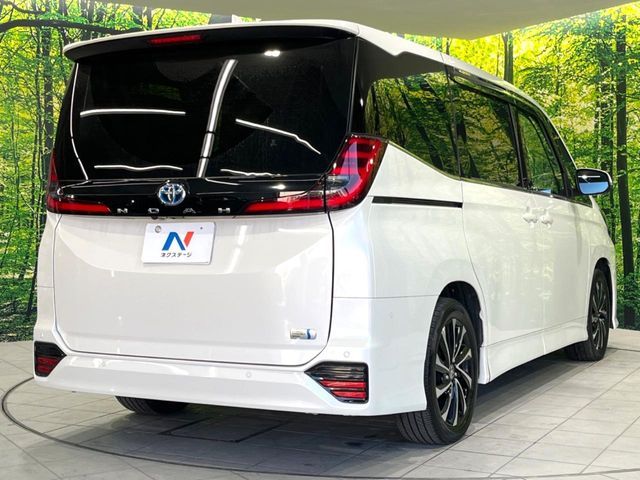 TOYOTA NOAH HYBRID 2023 Image 31