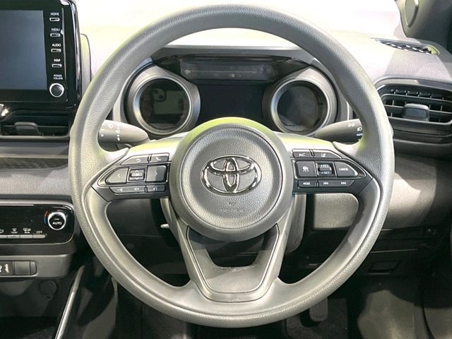 TOYOTA YARIS HYBRID 2021 Image 31