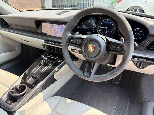 PORSCHE 911 2020 Image 31