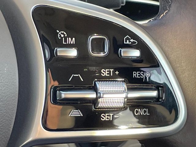 MERCEDES BENZ GLC CL 2020 Image 31