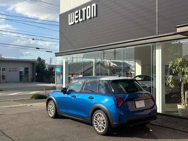 BMW MINI COOPER 5DOOR 2024 Image 31