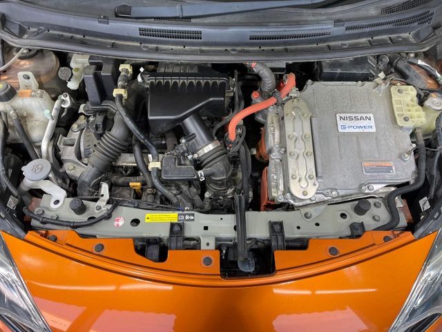 NISSAN NOTE 2017 Image 31