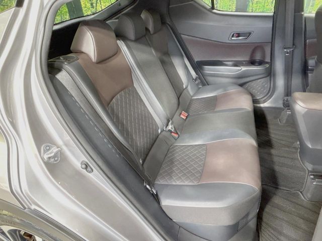 TOYOTA C-HR 2017 Image 31