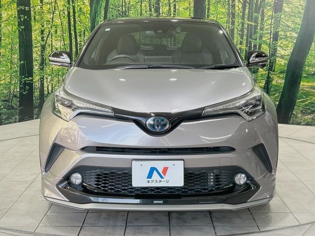 TOYOTA C-HR 2017 Image 31