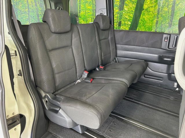 HONDA STEPWAGON SPADA 2011 Image 31