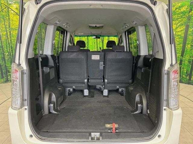 HONDA STEPWAGON SPADA 2011 Image 31