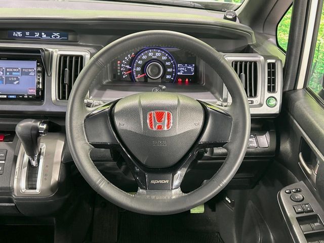 HONDA STEPWAGON SPADA 2011 Image 31