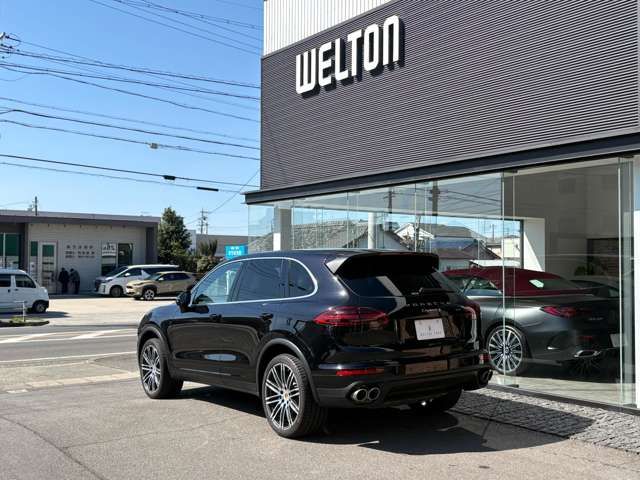 PORSCHE CAYENNE 2016 Image 31