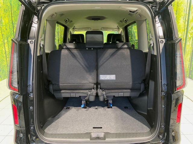 NISSAN SERENA  WG 2023 Image 31