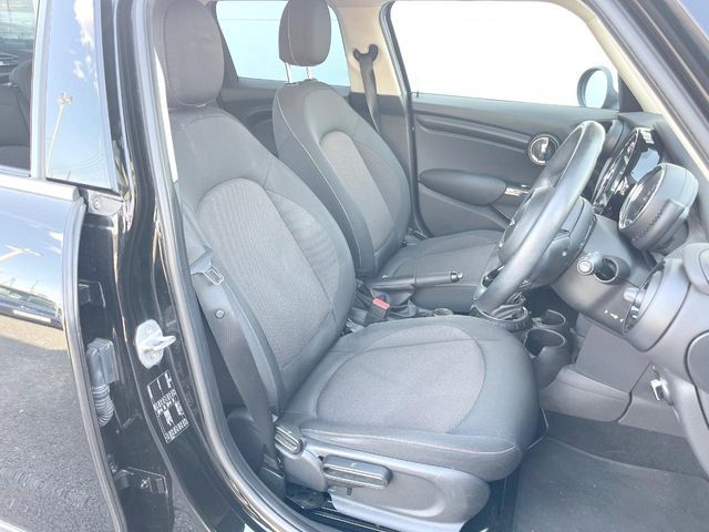 BMW MINI COOPER 5DOO 2016 Image 31