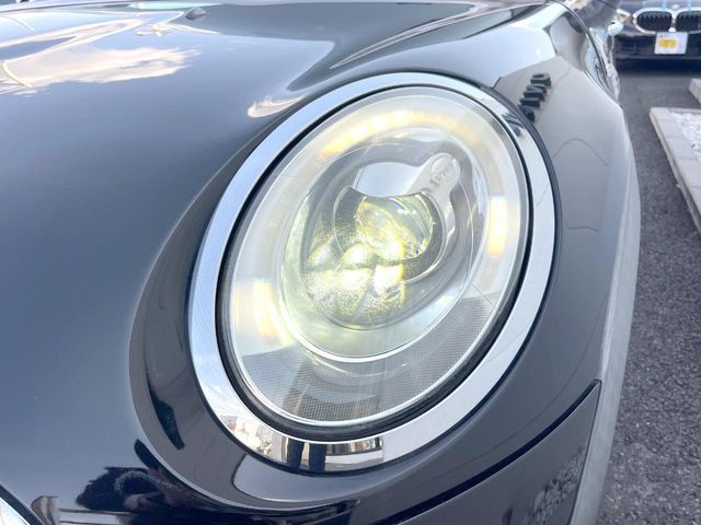 BMW MINI COOPER 5DOO 2016 Image 31