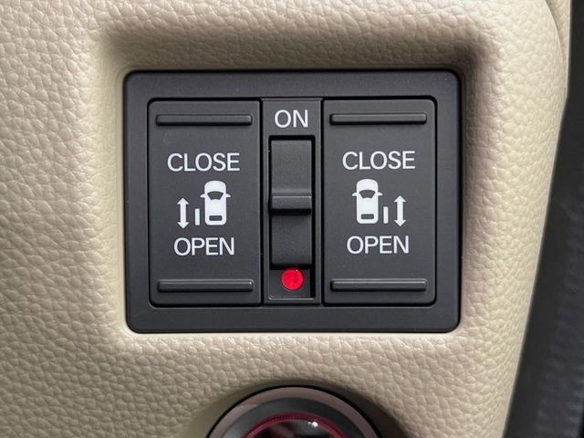 HONDA N BOX 2020 Image 31