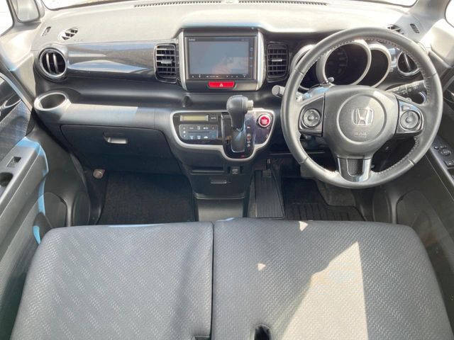 HONDA N BOX CUSTOM 2013 Image 31