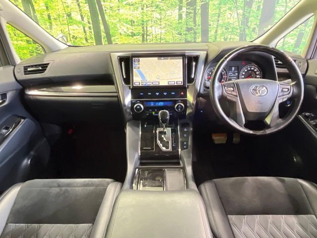 TOYOTA VELLFIRE 2017 Image 31