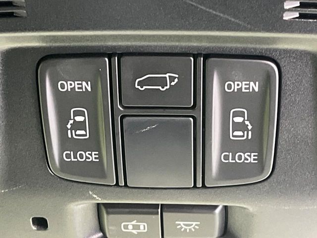 TOYOTA VELLFIRE 2017 Image 31