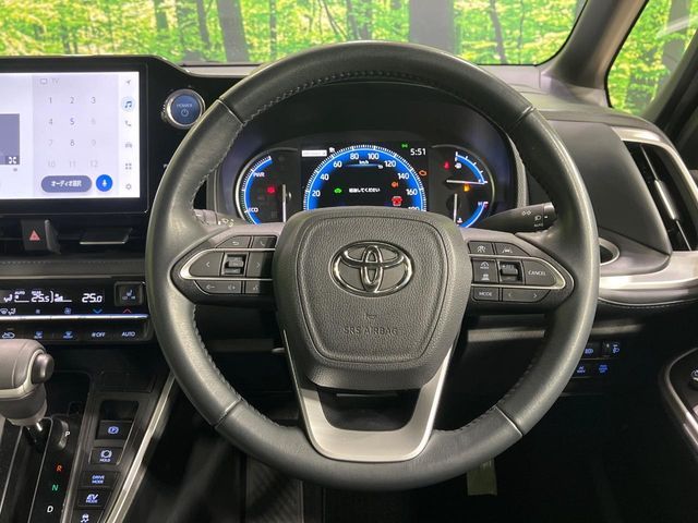 TOYOTA VOXY HYBRID 2023 Image 31