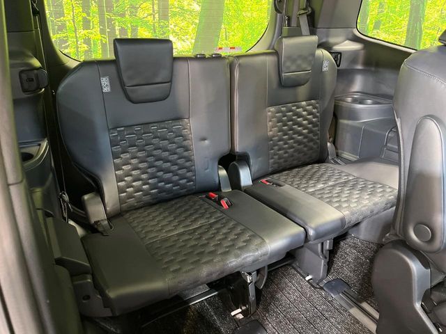 TOYOTA VOXY HYBRID 2023 Image 31