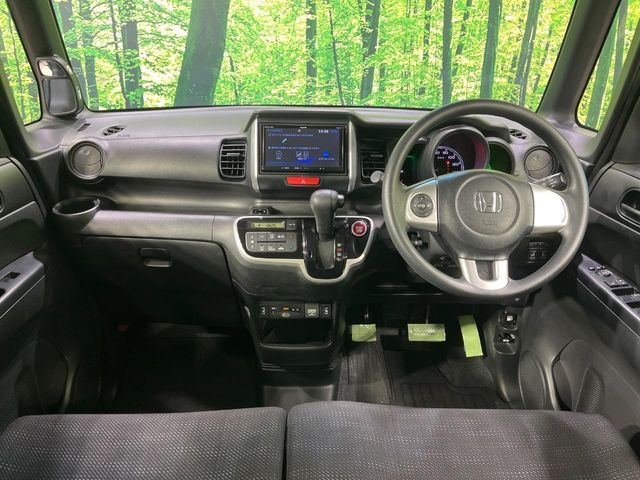 HONDA N BOX 2017 Image 31
