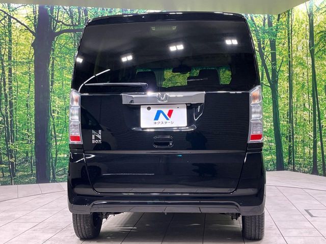 HONDA N BOX 2017 Image 31