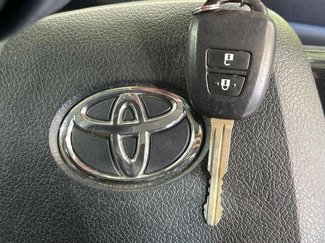 TOYOTA SIENTA 2015 Image 31