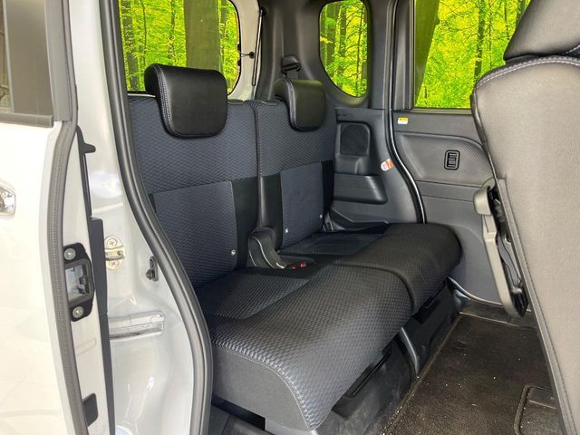 DAIHATSU TANTO CUSTOM 2023 Image 31