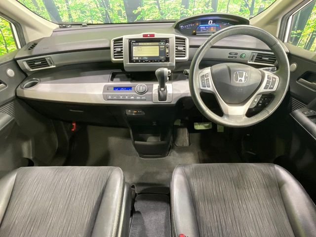 HONDA FREED HYBRID 2015 Image 31