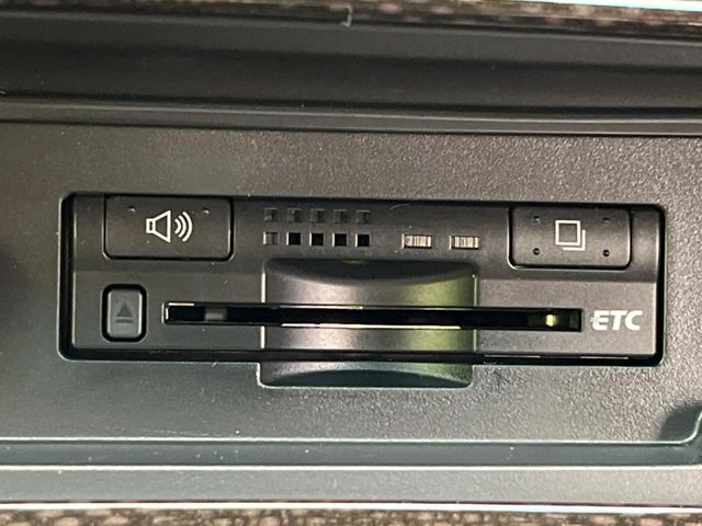 TOYOTA CAMRY HYBRID 2012 Image 31