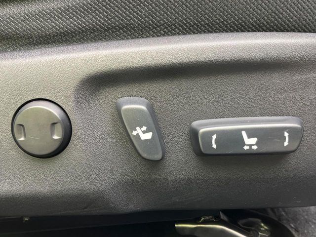 TOYOTA CAMRY HYBRID 2012 Image 31